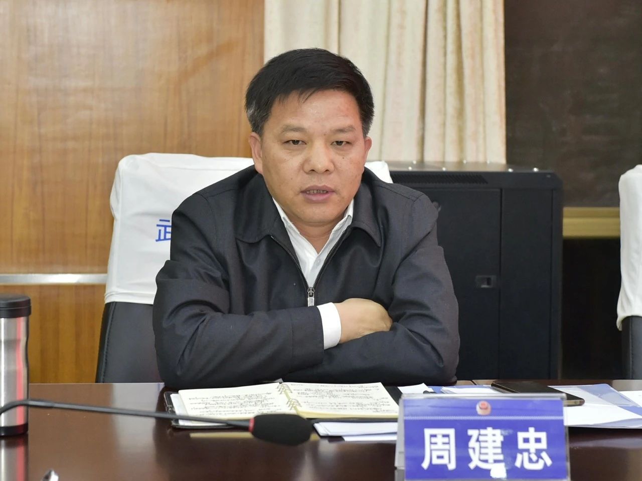 省公安厅党委委员副厅长周建忠一行深入武定调研指导工作